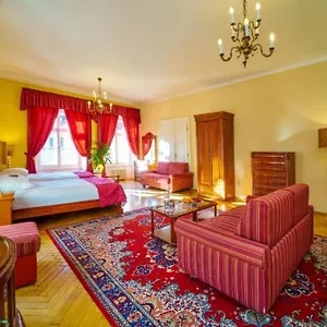 Josephine Old Town Square - Czech Leading Hotel Praga